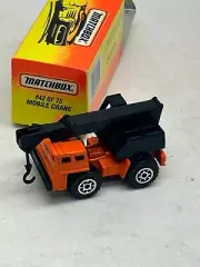 1996 MATCHBOX SUPERFAST #42 ORANGE & BLACK MOBILE CRANE NEW IN BOX