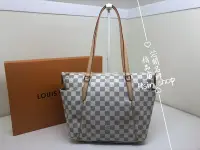 在飛比找Yahoo!奇摩拍賣優惠-※芯閣名牌精品店※LV N41280 Totally 白色 