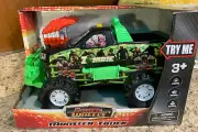 Lazer Wheels Truck, Lights up & Makes Sounds-New Skull Monster Truck T5
