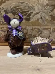 Hoppy VanderHare Cocoa Bunny With Cart