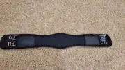 KM ELITE MEMORY FOAM DRESSAGE GIRTH WITH COOLMAX FABRIC - BLACK - 32" - NEW