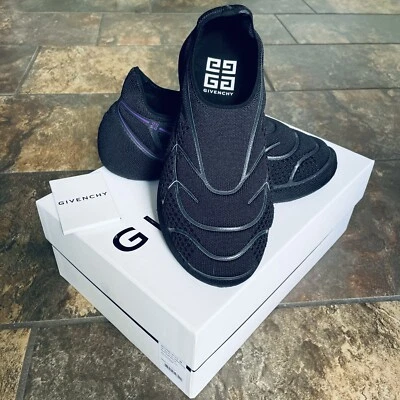 $995 Givenchy TK-360+ Black Low Top Knit Sneakers in Mesh NWT!!