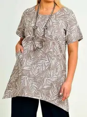 TS TAKING SHAPE VIRTU plus sz S-M / 18 Sketchy Leaf Linen/Cotton Top NWT rrp$120