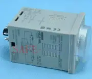 One New Omron Timer H3CRH8L 200-240VAC H3CR-H8L Power OFF Delay In Box