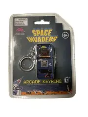 SPACE INVADERS ARCADE KEYRING