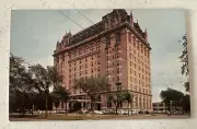 FORT GARRY HOTEL~ VINTAGE UNUSED Postcard ~ WINNIPEG MANITOBA CANADA Old Cars