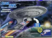 Star Trek The Next Generation Starship Enterprise Playmates 6102