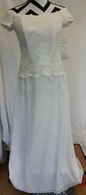 CHADWICK'S Ivory Lace Off Shoulder Wedding Formal Dress Sz 6P NWT #CB1-10