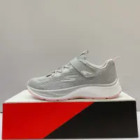 在飛比找蝦皮商城優惠-SKECHERS 中童 灰色 魔鬼氈 耐磨 透氣 網布 運動