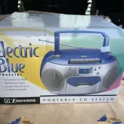 Emerson Portable CD Player with AM/FM Stereo Radio Cassette Player/Recorder BLUE