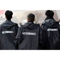 在飛比找蝦皮購物優惠-Vetememes 正品預購 五月中發貨 雨衣2.0 長版風