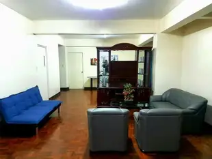 Spacious Condo for a Group of family or travellers