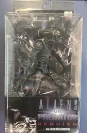 CLEAN Neca Aliens vs Predator Requiem Alien Warrior Figure NO DAMAGE Fast Ship