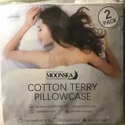 Waterproof Cotton Terry Pillowcases Zippered Pillow Protector King Size 2 Pack