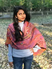 在飛比找樂天市場購物網優惠-印巴象新春熱賣尼泊爾手工鉤繡水煮羊毛圍巾披肩保暖兩用紅色