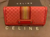 在飛比找Yahoo!奇摩拍賣優惠-Celine 橘紅色長夾