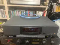 在飛比找Yahoo!奇摩拍賣優惠-美國 PHILIPS CD-950 CD播放機 讀取快速 品