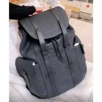 在飛比找蝦皮購物優惠-二手旗艦 LOUIS VUITTON LV 黑色 牛皮 壓紋