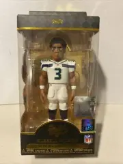 Funko Gold NFL Russell Wilson Seattle Seahawks 5-in Vinyl Figure*Chase