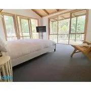 Lakeview Treehouse