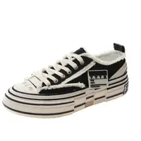 在飛比找momo購物網優惠-【Taroko】黑白態度系列絨毛帆布休閒鞋(2色可選)
