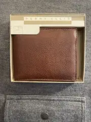 Perry Ellis Passcase Billfold Wallet Style 852315 NWT