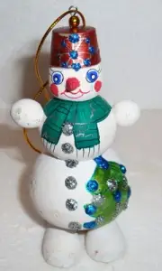 SNOWMEN~Handpainted~CHRISTMAS ORNAMENT~3.5"~MADE IN RUSSIA~WOOD