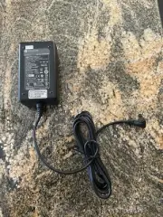 Genuine Polycom FSP019-1AD205A Switching Power Supply AC Adapter 19V 1A 19W n/PC