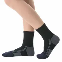 在飛比找momo購物網優惠-【UNI-TOP 足好】065銅纖維竹炭運動襪★3雙組★(襪