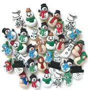Buttons Galore 100 Snowman Buttons Super Value Pack for Craft & Sewing