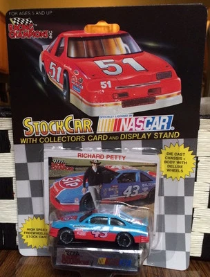 Richard Petty #43 STP 1991 1/64 Racing Champions Grand Prix Stock Car