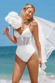 Cupshe Beach Goddess Corset Underwire One-Piece Swimsuit - White,M