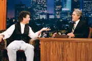 Tv Personality Howie Mandel On Leno 1995 Old Television Photo 1