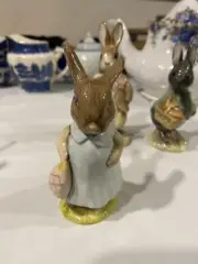 Royal Albert 1989 Mrs Flopsy Bunny Beatrix Potter England