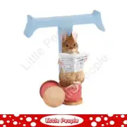 Peter Rabbit Letters - Letter "T" with Gloucester