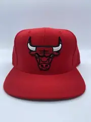 Mitchell & Ness Red NBA Chicago Bulls Team Ground Snapback Hat - OSFA