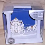 NEW Wilton Wedding Cake Topper #110-862 Cinderella Horse Carriage Display Case