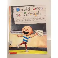 在飛比找蝦皮購物優惠-David goes to school