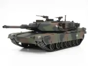 Tamiya 25216 1:35 Ukraine M1A1 Abrams Military Tank Model Kit