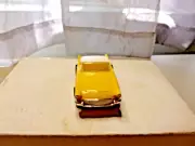 NEW TYCO MATTEL 440X2 WIDE PAN CHASSIC FORD THUNDERBIRD '57 IN YELLOW/WHITE NEW
