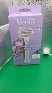 Gillette Venus ComfortGlide Freesia Women's 3 Blade 1 Razor+2 refills 1I