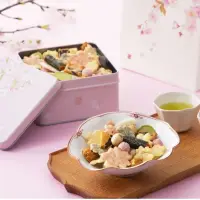 在飛比找蝦皮購物優惠-小倉山莊 仙貝 春季預購 京都一期一會 十色仙貝禮盒 鐵盒 