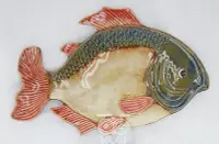 在飛比找Yahoo!奇摩拍賣優惠-3958A 陶瓷仿真魚盤子 魚造型盤 陶瓷盤 魚盤餐具展示盤