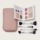 Woosh Beauty - The Jetsetter makeup kit , color Light , case color Mauve