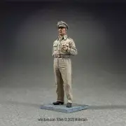 W Britain - U.S. General Douglas MacArthur, 1945 #10166