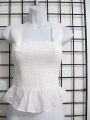 "NEW" UNIQLO SIZE SMALL==WHITE BEACH PORTRAIT / TUBE TOP RUFFLED BLOUSE
