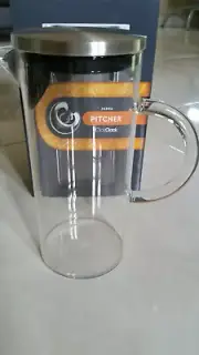 NEW JARRA GLASS PITCHER BY CLICK CLACK 10.5''1.4 QT SLIM LINE DESIGN STYLISH
