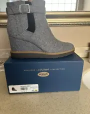 Dr Scholls Jacinda Grey SIZE US 7.5 M