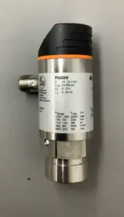 IFM PN2009 Pressure Sensor w/ Display -1 to 1 Bar 18/32VDC (b584)