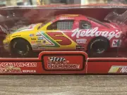 TERRY LABONTE 1995 KELLOGG'S CORN FLAKES #14 1/24 RACING CHAMPIONS MONTE CARLO